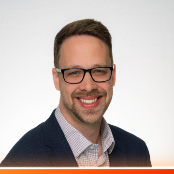 Daniel Clarke Headshot