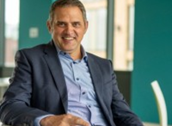 Axel Schaefer headshot