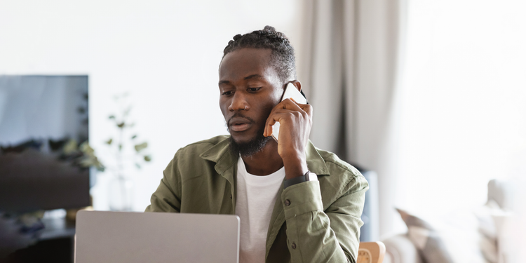 A customer's experience using a laptop and a mobile phone is improved with big data.