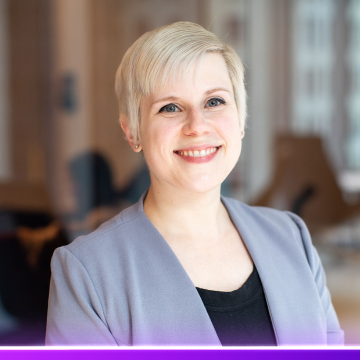 Christiane Rodes Headshot