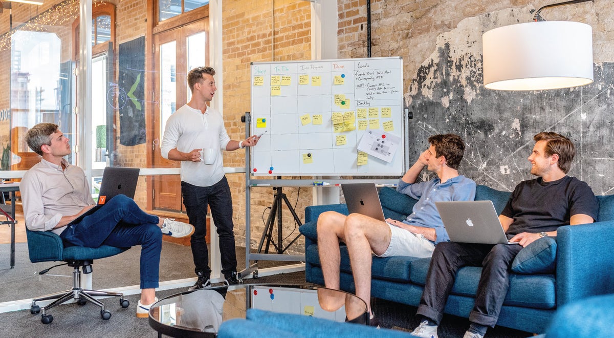 Demonstrate vs Mandate: Finding the Best Way to Lead Organizational Change Demonstrate vs Mandate: Finding the Best Way to Lead Organizational Change