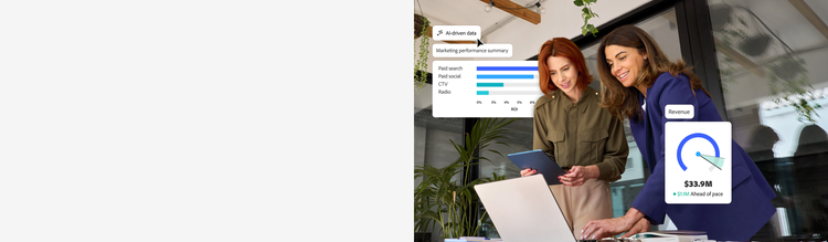 Marketing-Fachleute mit Bildschirmen mit KI-gestützten Übersichten zur Daten- und Marketing-Performance