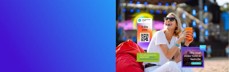 Glückliche Frau und Bildschirme mit personalisierten Urlaubsangeboten für E-Mail und Mobile.