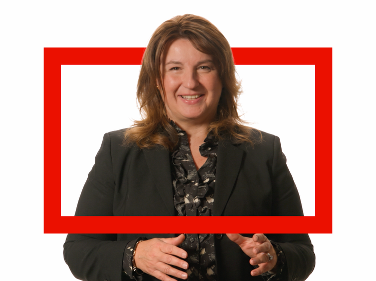 https://main--da-bacom--adobecom.aem.page/fragments/resources/future-of-marketing-playbook/videos/milena-krasteva#Milena | milena | :play-medium: