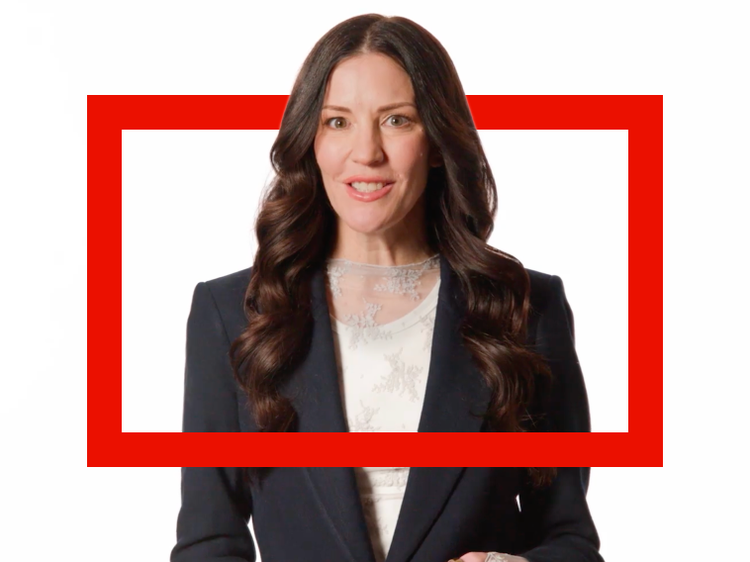 https://main--da-bacom--adobecom.aem.page/fragments/resources/future-of-marketing-playbook/videos/moira-fredrickson#moira | Moira | :play-medium: