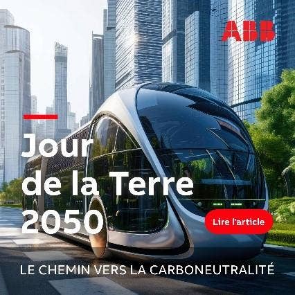 未来的なデザインの列車の画像にフランス語の文字が重なり、ABBのロゴが配置されている様子。