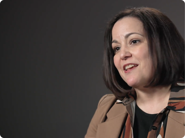 https://main--bacom--adobecom.hlx.page/fragments/products/modal/videos/microsoft-partnership#watch-video | Video interview with Lauren Backus, VP of Technology and Operations at KeyBank | :play-medium: